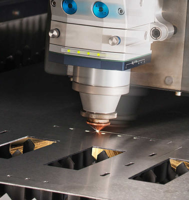 1500*3000 mm HIWIN 3-άξονας συσκευή διαμόρφωσης Laser Fiber Cutting με ισχύ 3000W