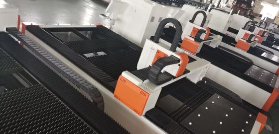 1500*3000 mm HIWIN 3-άξονας συσκευή διαμόρφωσης Laser Fiber Cutting με ισχύ 3000W