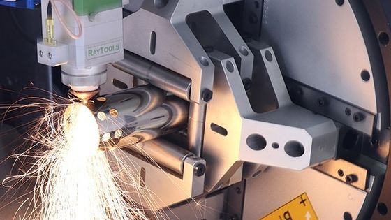 Προηγμένη μηχανή κοπής λέιζερ ινών 1kw 1.5kw 2kw 3kw 4kw για τη βιομηχανία σωλήνων